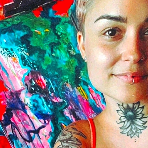 Meet your Posher, Clarissa - Picture 1 of 1